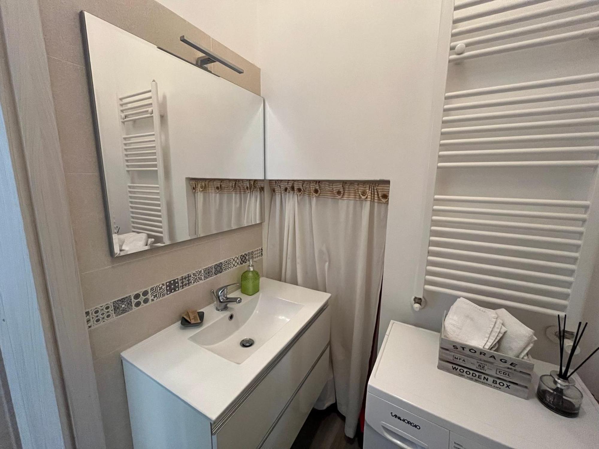 Domus Tuscia Apartments San Faustino Guesthouse วิแตร์โบ ภายนอก รูปภาพ